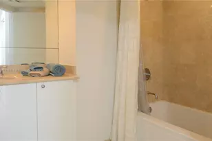 901 Brickell Key Blvd, Miami, FL 33131 - Photo 23