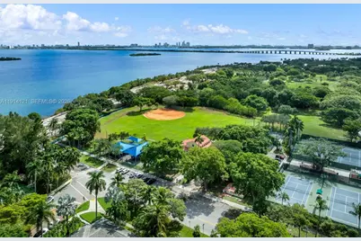 508 NE 67th St, Miami, FL 33138 - Photo 17