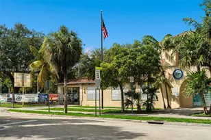 508 NE 67th St, Miami, FL 33138 - Photo 23