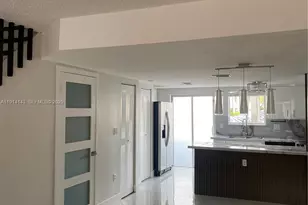 431 NW 82nd Ave, Miami, FL 33126 - Photo 9