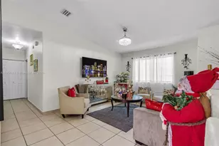 7271 NW 174th Terrace, Hialeah, FL 33015 - Photo 3