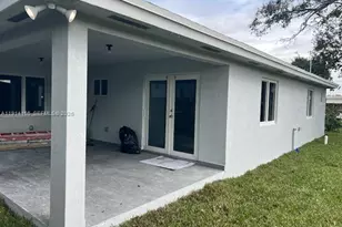 2240 NW 152nd St, Miami Gardens, FL 33054 - Photo 11