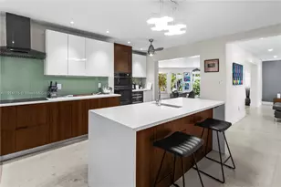 3460 NE 17th Way, Oakland Park, FL 33334 - Photo 11