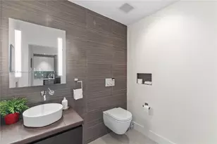 3460 NE 17th Way, Oakland Park, FL 33334 - Photo 9