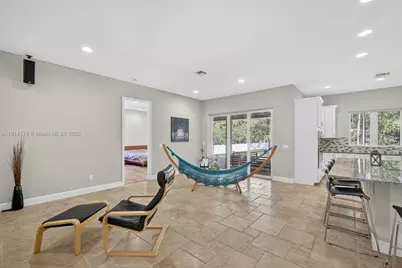 18369 Mellen Ln, Jupiter, FL 33478 - Photo 17