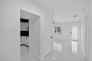 465 NW 153rd St, Miami, FL 33169 - Photo 21