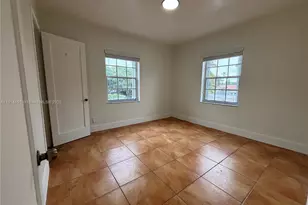 111 SW 31st Ct, Miami, FL 33135 - Photo 5