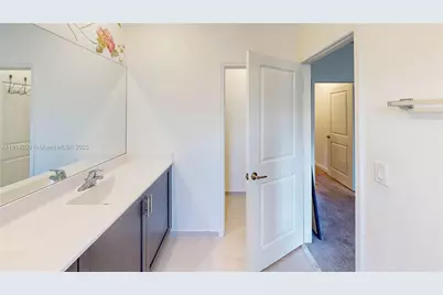 2647 SE 13th St, Homestead, FL 33035 - Photo 23