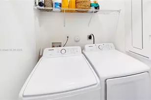 2647 SE 13th St, Homestead, FL 33035 - Photo 25
