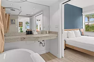 1060 Ocean Dr, Miami Beach, FL 33139 - Photo 15