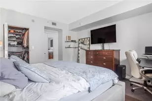 335 S Biscayne Blvd, Miami, FL 33131 - Photo 15