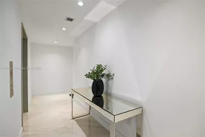 700 NE 24 #3905, Miami, FL 33137 - Photo 5