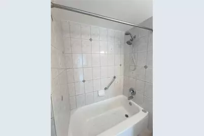 450 Golden Isles Dr #2B, Hallandale Beach, FL 33009 - Photo 15