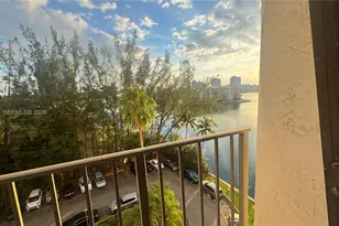 18151 NE 31st Ct, Aventura, FL 33160 - Photo 7