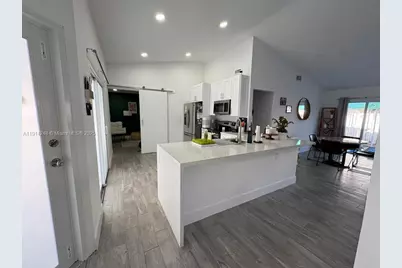 5593 NW 102nd Pl, Doral, FL 33178 - Photo 5