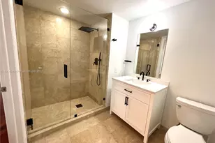 350 S Miami Ave, Miami, FL 33130 - Photo 13