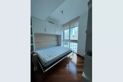 350 S Miami Ave #1502, Miami, FL 33130 - Photo 11