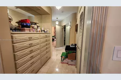 7945 Sunset Dr, Miami, FL 33143 - Photo 21