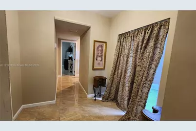 7945 Sunset Dr, Miami, FL 33143 - Photo 25
