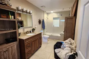 7945 Sunset Dr, Miami, FL 33143 - Photo 23