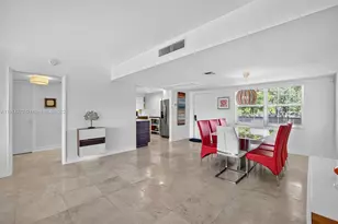 3611 Oaks Clubhouse Dr, Pompano Beach, FL 33069 - Photo 11