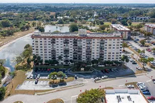 4164 Inverrary Dr, Lauderhill, FL 33319 - Photo 3