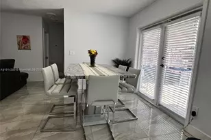 6810 Douglas St, Hollywood, FL 33024 - Photo 7