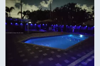 6810 Douglas St, Hollywood, FL 33024 - Photo 19