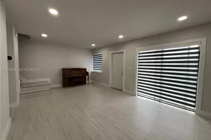 3826 SW 107th Ave, Miami, FL 33165 - Photo 11