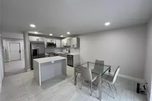 3826 SW 107th Ave, Miami, FL 33165 - Photo 3