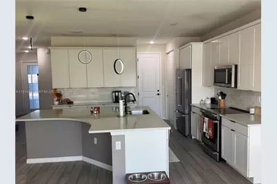 2162 Appleton Cir N, Oakland Park, FL 33309 - Photo 9