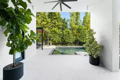 8625 NE 10th Ave, Miami, FL 33138 - Photo 35