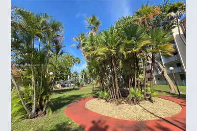 6940 Miami Gardens Dr #1-319, Hialeah, FL 33015 - Photo 35