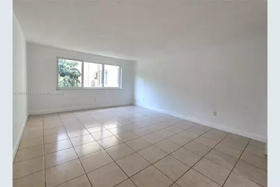6940 Miami Gardens Dr #1-319, Hialeah, FL 33015 - Photo 11