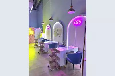 10890 NW 17th St, Doral, FL 33172 - Photo 7