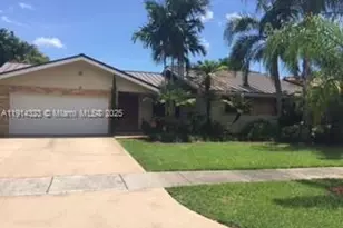 8035 SW 89th Ct, Miami, FL 33173 - Photo 25