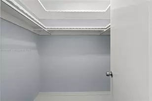 1300 NE 191st St, Miami, FL 33179 - Photo 11