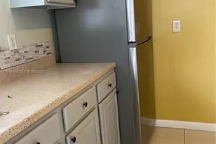 428 NW 16th Ave, Fort Lauderdale, FL 33311 - Photo 9