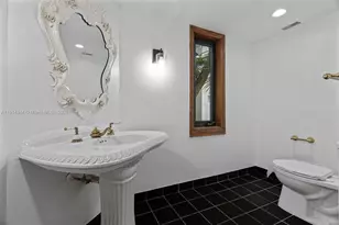 20215 W Oakhaven Cir, Miami, FL 33179 - Photo 61