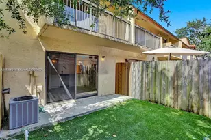 10167 SW 77th Ct, Miami, FL 33156 - Photo 15