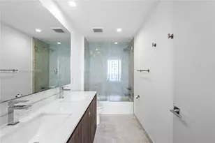 488 NE 18th St, Miami, FL 33132 - Photo 43