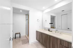 488 NE 18th St, Miami, FL 33132 - Photo 35