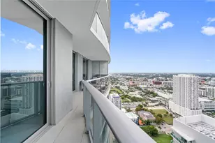 488 NE 18th St, Miami, FL 33132 - Photo 55