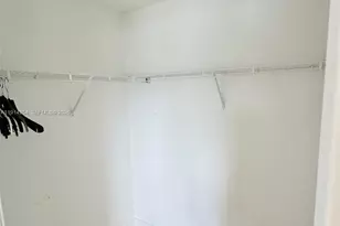 79 SW 12th St, Miami, FL 33130 - Photo 13