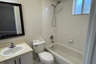 2224 SE 25th Ave, Homestead, FL 33035 - Photo 11