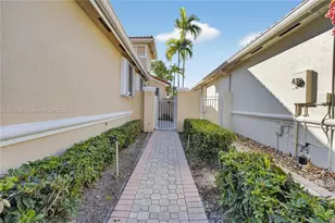 9518 NW 47th Terrace, Doral, FL 33178 - Photo 3