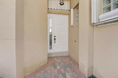 9518 NW 47th Ter, Doral, FL 33178 - Photo 5