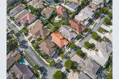 9518 NW 47th Ter, Doral, FL 33178 - Photo 39