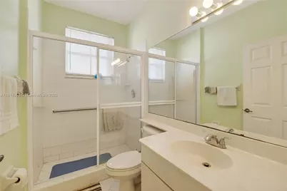 9518 NW 47th Ter, Doral, FL 33178 - Photo 11