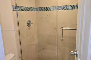 100 Bayview Dr, Sunny Isles Beach, FL 33160 - Photo 19